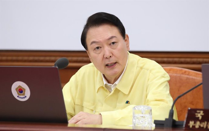 09 August 2022, South Korea, Seoul: South Korean President Yoon Suk-yeol speaks during a Cabinet meeting at the government complex in Seoul. Photo: -/YNA/dpa