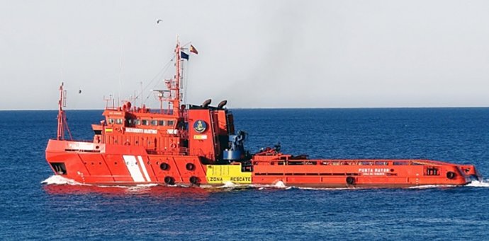 Un barco de Salvamento Marítimo del Port de Tarragona