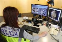 Dos identificados en León por estafar 75.000 euros a clientes de carteras de inversiones en países de Europa