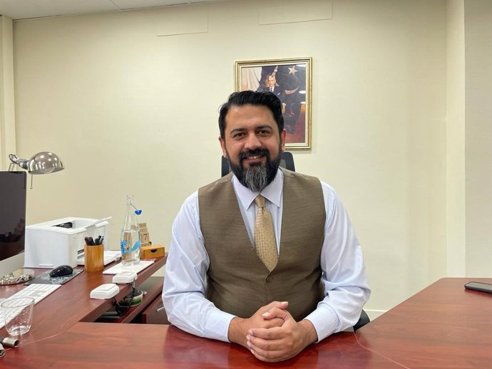 Archivo - El cnsol del Pakistan a Barcelona Mirza Salman