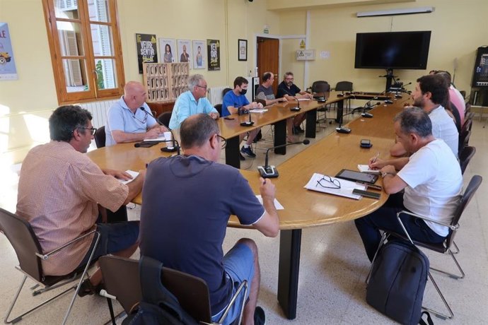 Reunión de los guardas de las reservas marinas e inspectores de pesca de Baleares y del Ministerio de Agricultura, Pesca y Alimentación.