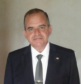 Miguel Flores, especialista en Traumatología y Cirugía Ortopédica del Hospital Universitario Puerta del Mar de Cádiz