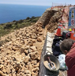 Obras de adecuación de muros de piedra en seco y caminos en el Parque Natural de sa Dragonera.