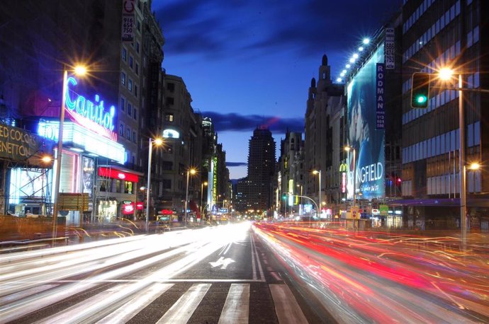 Archivo - Madrid. Nocturna. Gran Vía. 