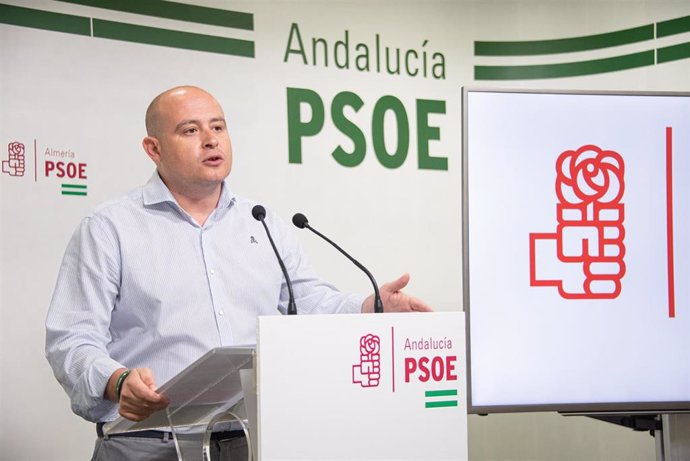 El secretario de Organización del PSOE de Almería y senador, Antonio Martínez.