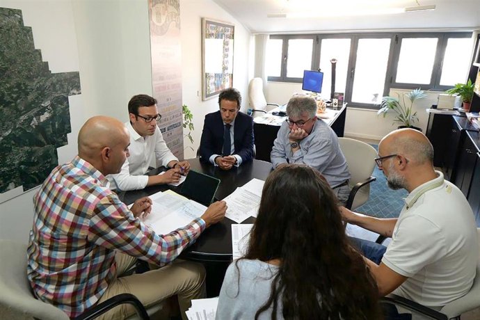 Ignacio Cuesta, en el centro