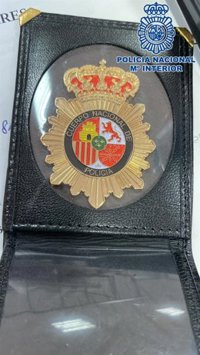 Detenido en el Puerto de Santa María un hombre que se hacía pasar por agente de la Policía Nacional