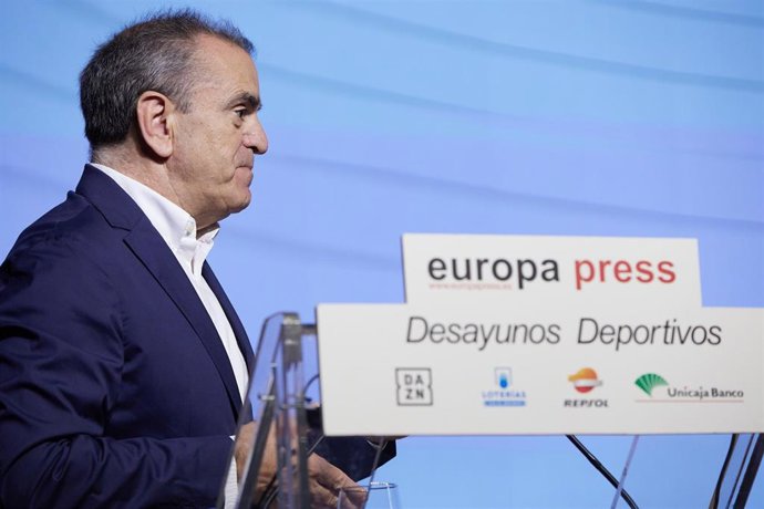 El presidente del Consejo Superior de Deportes (CSD), José Manuel Franco, interviene en un Desayuno Deportivo de Europa Press