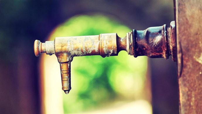 Archivo - Grifo de agua