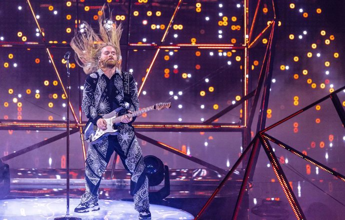 Archivo - 13 May 2022, Italy, Turin: Sam Ryder from Great Britain preforms "Space Man" during the second dress rehearsal for the final of the 2022 Eurovision Song Contest (ESC). The final of the 66th version of the international music contest will be he