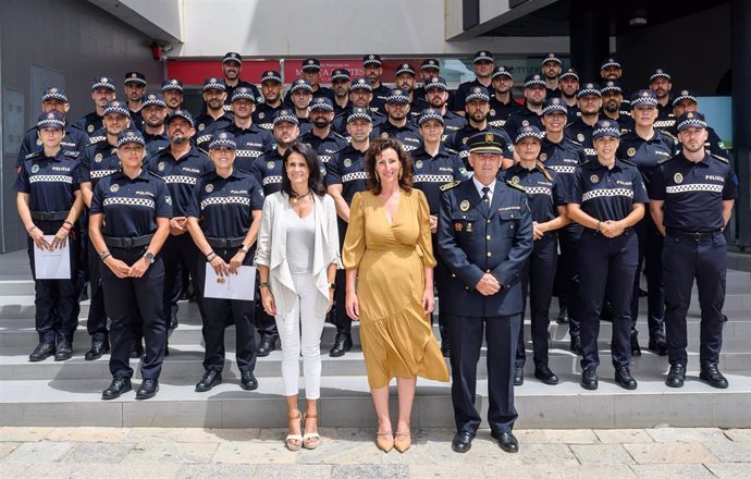 Toma de posesión de los 43 nuevos agentes de Policía Local de Almería.