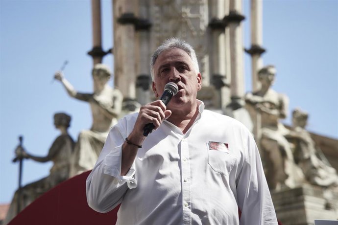 Archivo - El portavoz de EH Bildu en el Ayuntamiento de Pamplona, Joseba Asiron