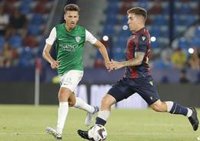 Levante y Huesca firman un tibio empate para empezar