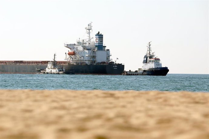 Barcos con grano ucraniano parten del puerto de Odesa 