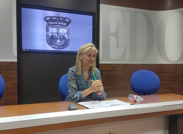 La portavoz de Vox en el Ayuntamiento de Oviedo, Cristina Coto.