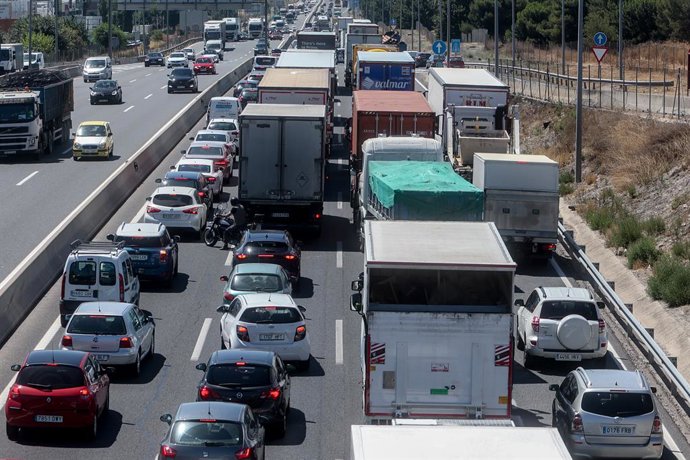 Imatge de recurs d'una retenció a la carretera
