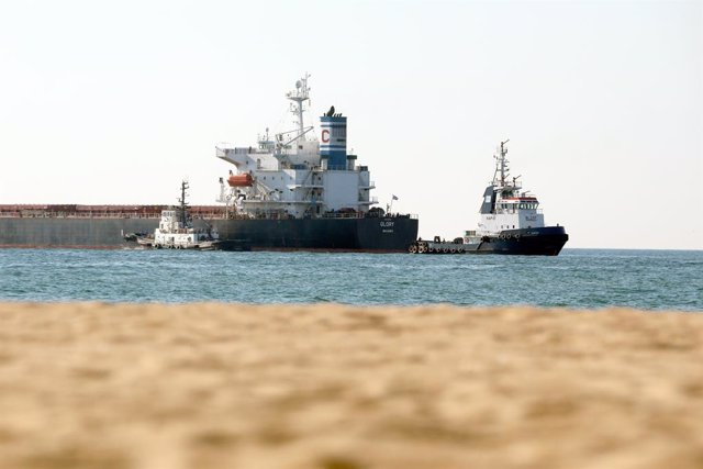 Vaixells amb gra ucraïnès surten del port d'Odesa 