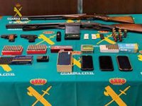 Detenido un vecino de Ames (A Coruña) por tenencia ilícita de armas