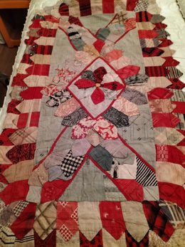 Almazuela antigua en la exposición