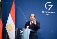 El presidente de Egipto anuncia una remodelación extraordinaria en trece carteras del Consejo de Ministros