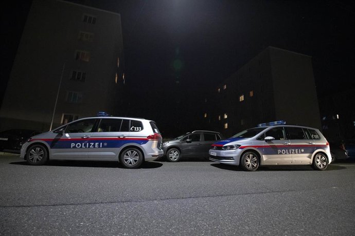 Archivo - Coches de la policía en Austria