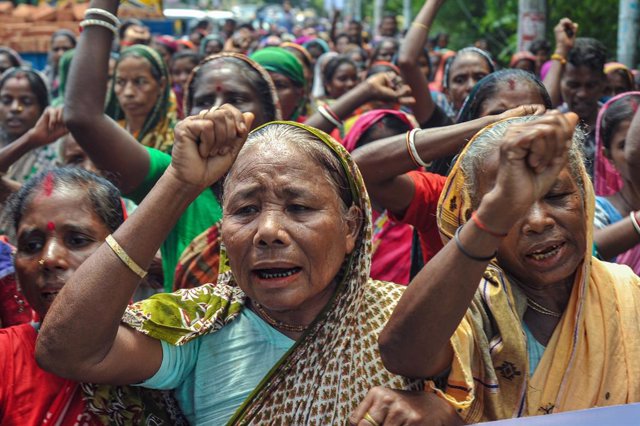 Trabajadoras de las plantaciones de té de Bangladesh en huelga