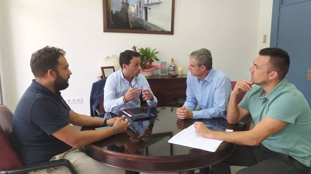Reunión de los alcaldes de Linares y Arcos de la Frontera, Javier Perales e Isidoro Gambín