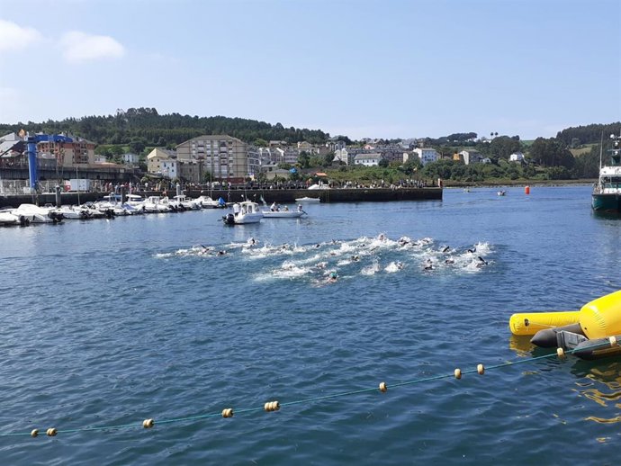 Descenso de la ría de Navia.