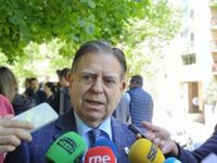 Canteli (PP) carga contra quienes "se han quedado anclados en el pasado" y "no tienen nada que aportar" a Oviedo