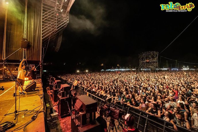 Actuación de Zoo en el Rabolagartija