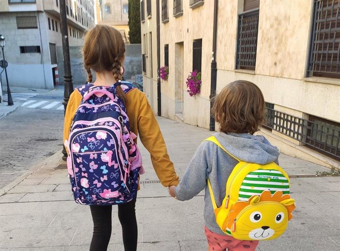 Archivo - Niños en Salamanca