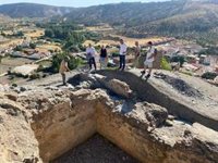 La Diputación de Granada avanza en los trabajos de excavación en el Castillo Medieval de La Peza