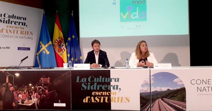 Nota Prensa, Fotos Y Audios Consejera Presentación Campaña 'Menos Pantallas, Más Vida'