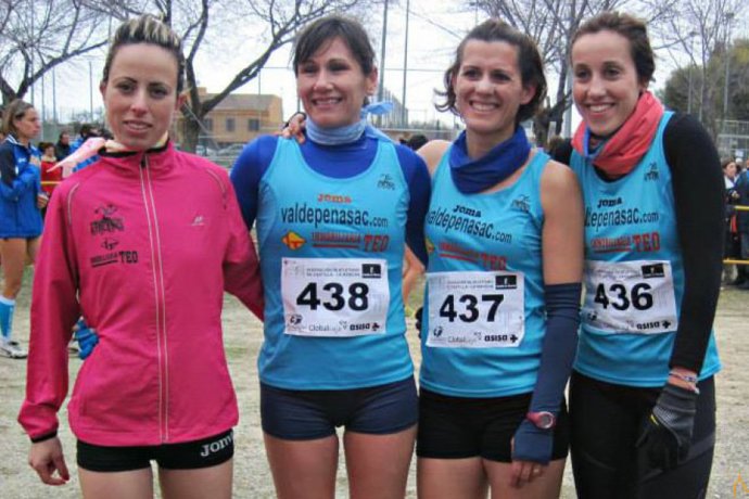 Mujeres deportistas.