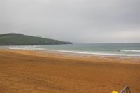 Baño prohibido en las playas vizcaínas de La Arena, Barinatxe y Arriatera-Atxabiribil