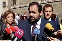 Núñez aprovecha la festividad del Sagrario de Toledo para volver a pedir a Page que rebaje el IRPF
