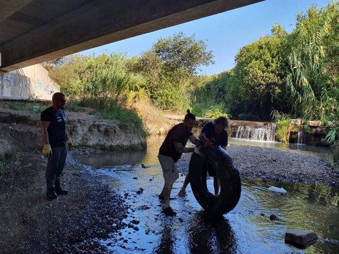 Recogida ciudadana de basura en Algeciras