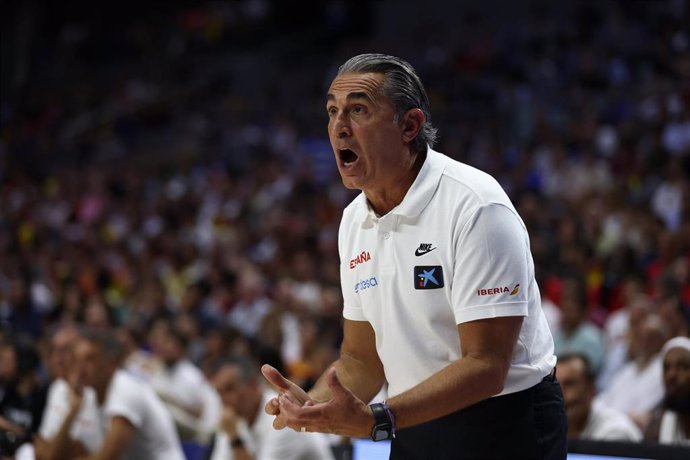 Sergio Scariolo, head coach of Spain, gestures during the basketball friendly national match played between Spain Team and Greece Team at Wizink Center pavilion on August 11, 2022, in Madrid, Spain.