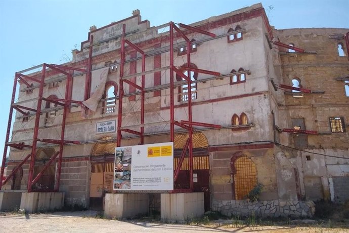 Andamio estabilizador instalado en el Anfiteatro Romano de Cartagena (Murcia)