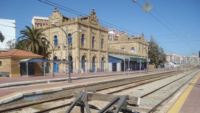 Archivo - Imagen de archivo de la antigua estación de tren de Huelva capital. 