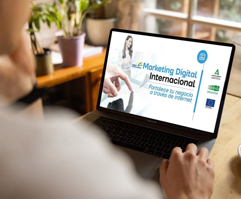 Foto Y Nota De Prensa: Extenda Apuesta Por El Marketing Digital Con Campañas De Posicionamiento En El Exterior Para Facilitar La Internacionalización De Las Marcas Andaluzas
