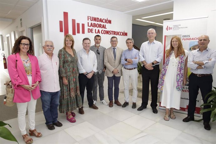 Visita de la Autoridad Portuaria de Huelva a la Fundacion Laboral Construccion.