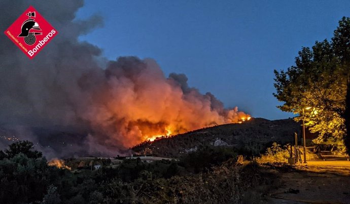 Incendio forestal en la Vall d'Ebo (Alicante)