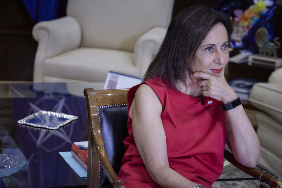 La ministra de Defensa, Margarita Robles, durante una entrevista para Europa Press en la sede ministerial, a 2 de agosto de 2022, en Madrid (España). 
