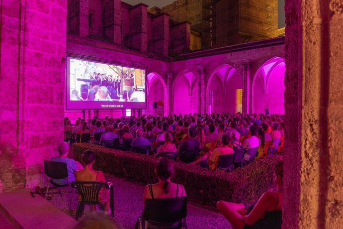 Cine de verano en el Centre del Carme