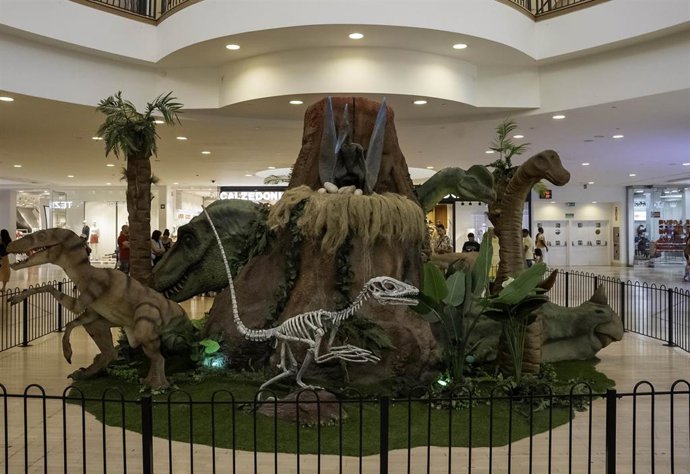 COMUNICADO: Últimos días para visitar 'La isla de los dinosaurios' en intu Xanadú