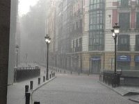 Euskadi activa el aviso amarillo por lluvias intensas para los próximos miércoles y jueves