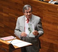 Cascos dice que su admiración hacia Feijóo no es novedad y que le apoyará "incondicionalmente"