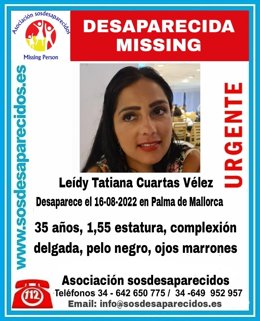 Cartel con la imagen y descripción de la desaparecida.