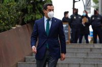 Juanma Moreno se une "al dolor de Íllora" (Granada) tras la muerte violenta de un joven y pide "cabeza fría"